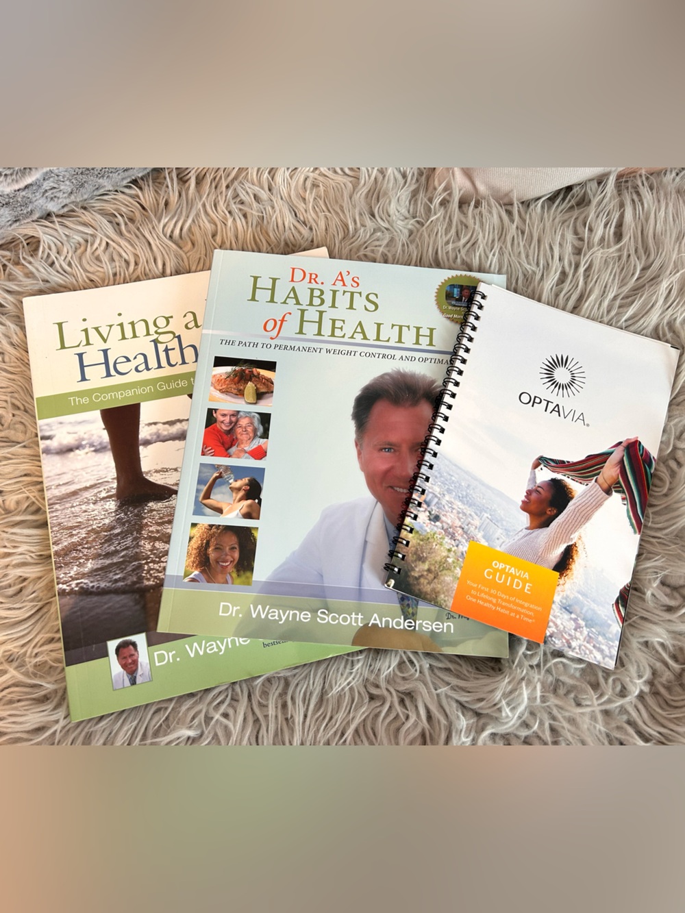 Optavia Guide + Habits of Health Book & workbook Like New